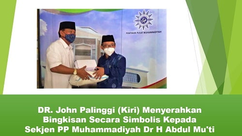 Silaturahmi DR John Palinggi berbagi Untuk Staf Karyawan PP Muhammadiyah, Dr H Abdul Mu`ti: “Ini Simbol Kebersamaan”