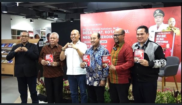 nikson nababan bupati tapanuli utara