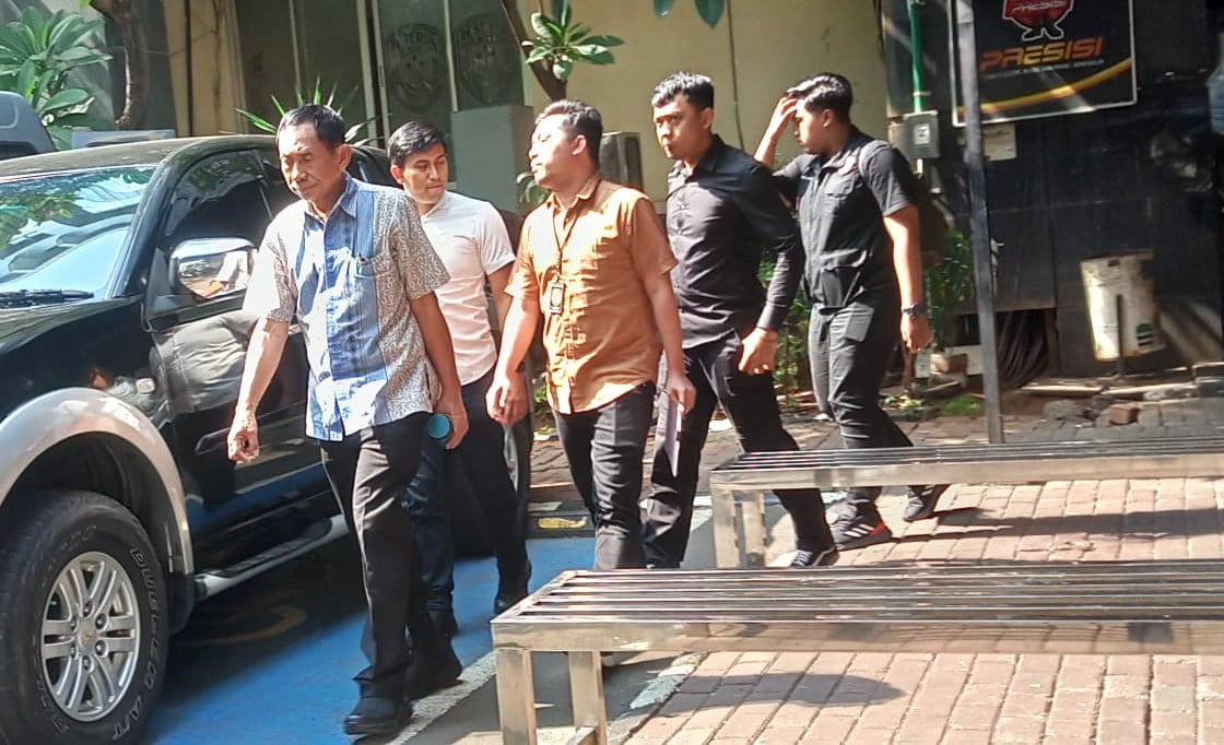 guru besar unhas marthen napang