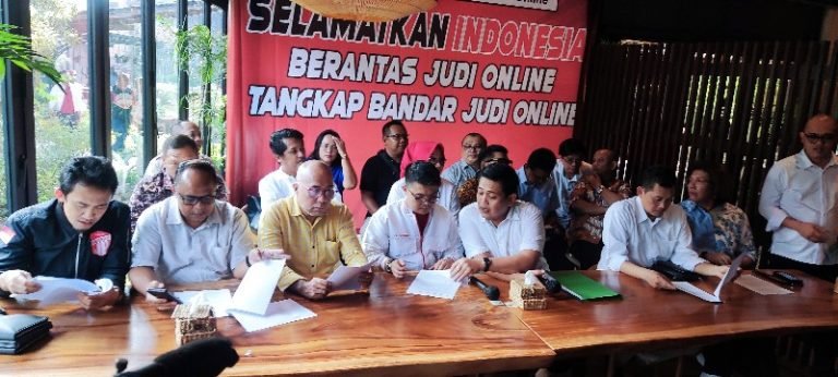 Satgas Relawan Indonesia Anti Judi Online Deklarasi Manifesto Perang Semesta Lawan Judi Online
