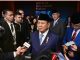 Seribu Teman Terlalu Sedikit, Satu Musuh Terlalu Banyak