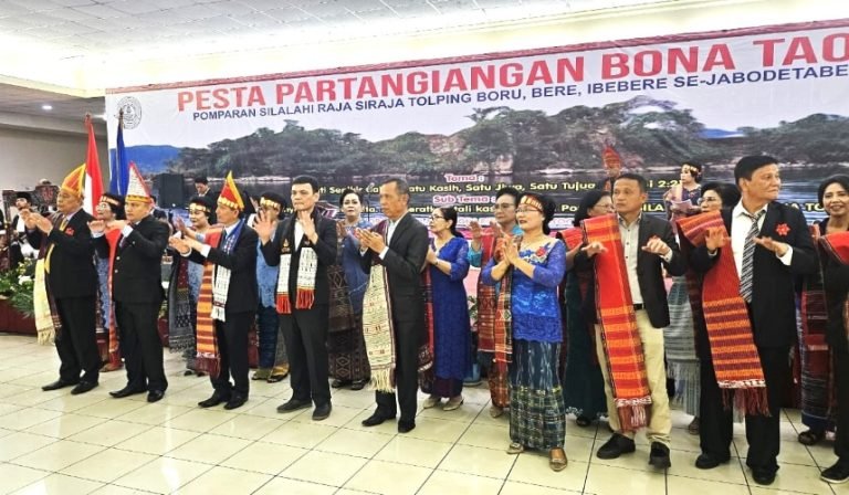PSRST Sejabodetabek Gelar Partangiangan Bona Taon dan Pelantikan Pengurus Periode 2025-2028