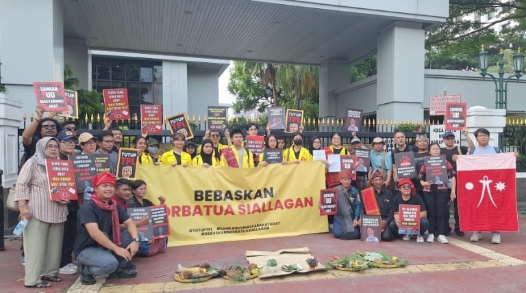 Sorbatua Siallagan Lawan TPL, Mahkamah Agung Diuji untuk Tegakkan Keadilan Adat