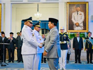 pelantikan gubernur papua matius