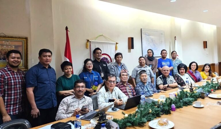 Ultimatum BATAK CENTER: Pemerintah Diminta Bekukan Izin PT TPL Jika Terbukti Abai