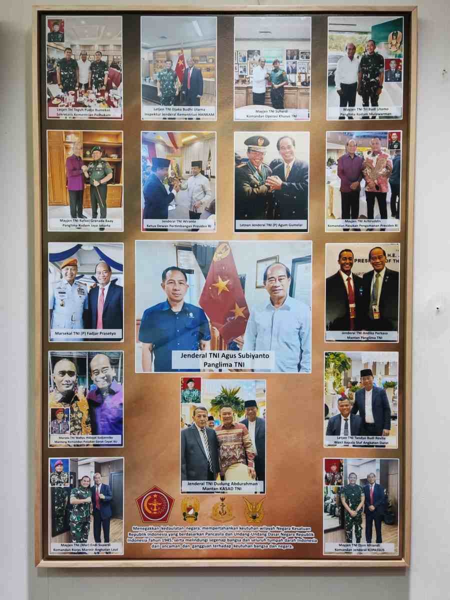 John Palinggi bersama petinggi militer