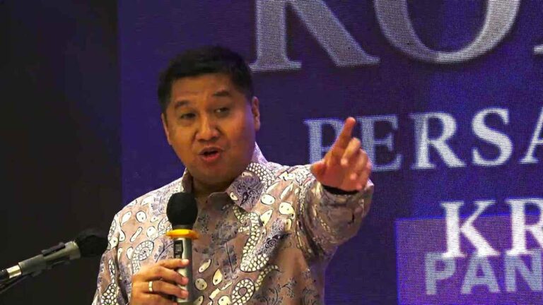 Maruarar Sirait Kongres VII PIKI